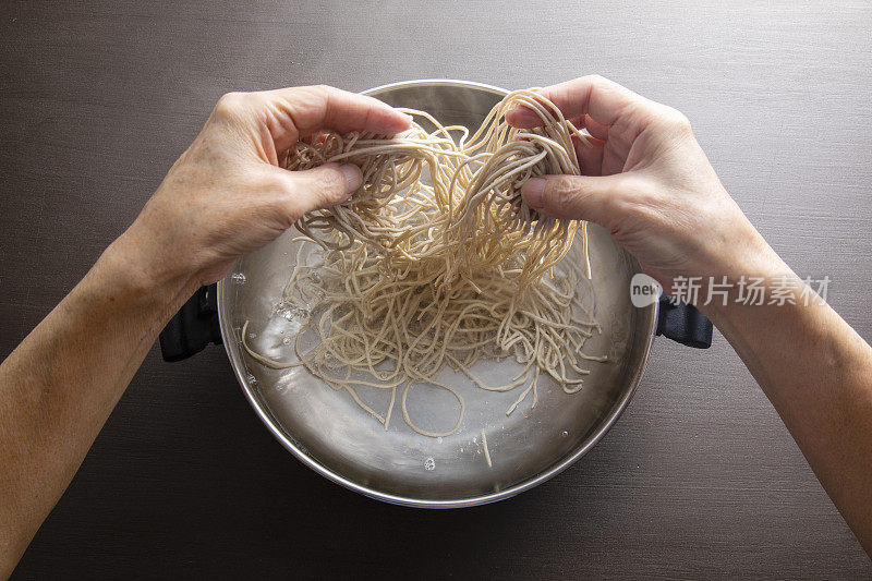 日本传统料理，扎如荞麦面食谱