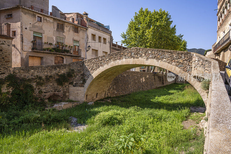 Porrera石桥位于加泰罗尼亚塔拉戈纳的Priorat地区