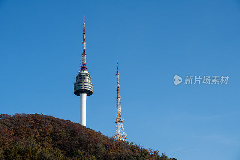 位于韩国南山的首尔塔