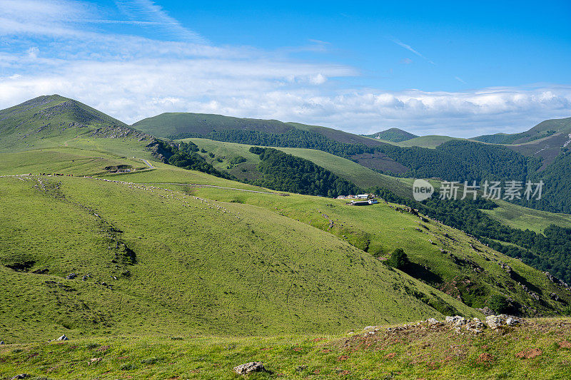 比利牛斯山脉风景