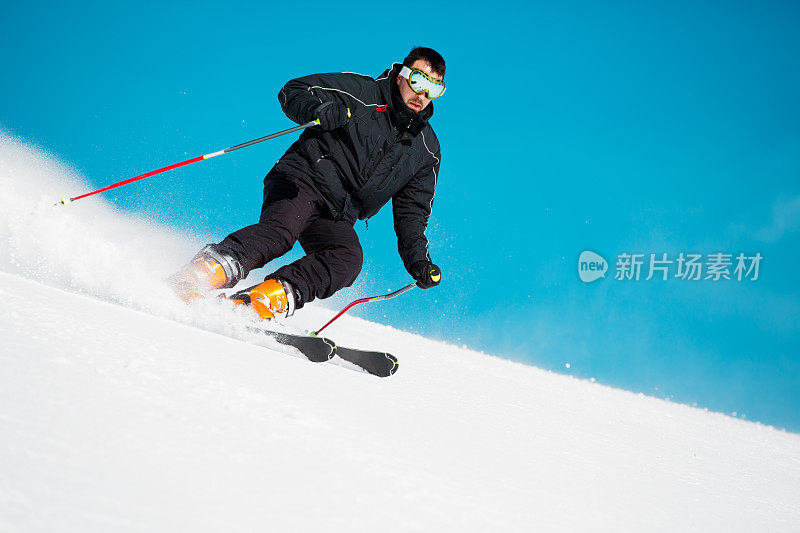 雪滑雪雕刻