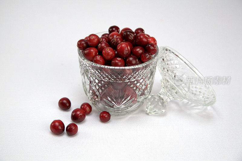 水晶碗里的蔓越莓