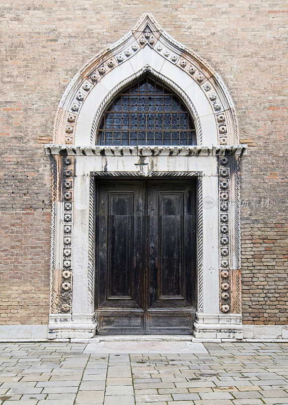 意大利威尼斯的一扇旧门