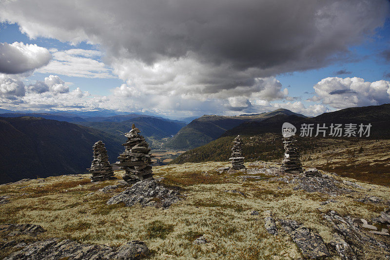 山景观与cairn。