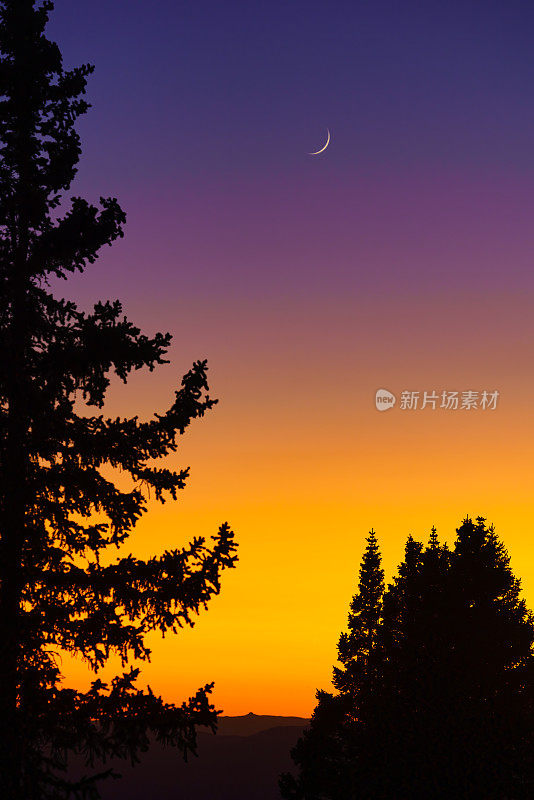 月落日落景观