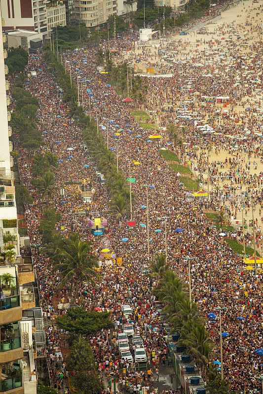 里约热内卢的街头狂欢节