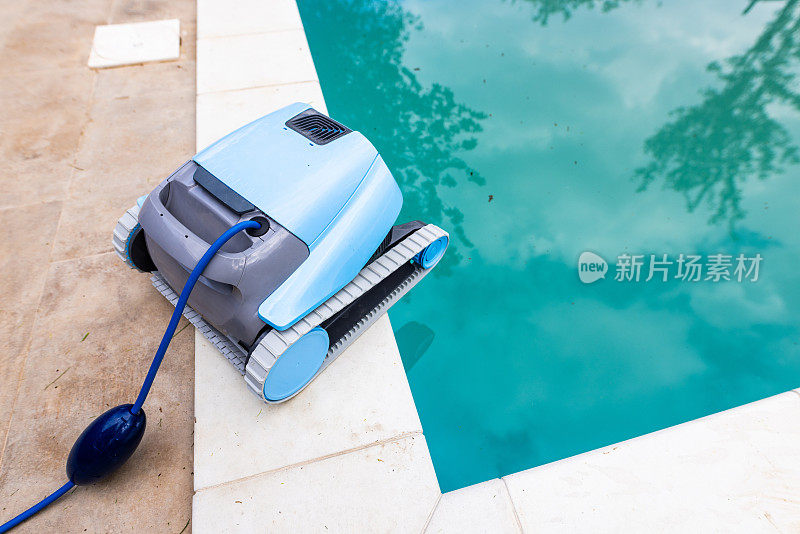 游泳池机器人真空吸尘器