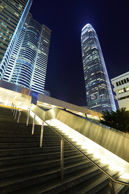 香港办公楼的夜景