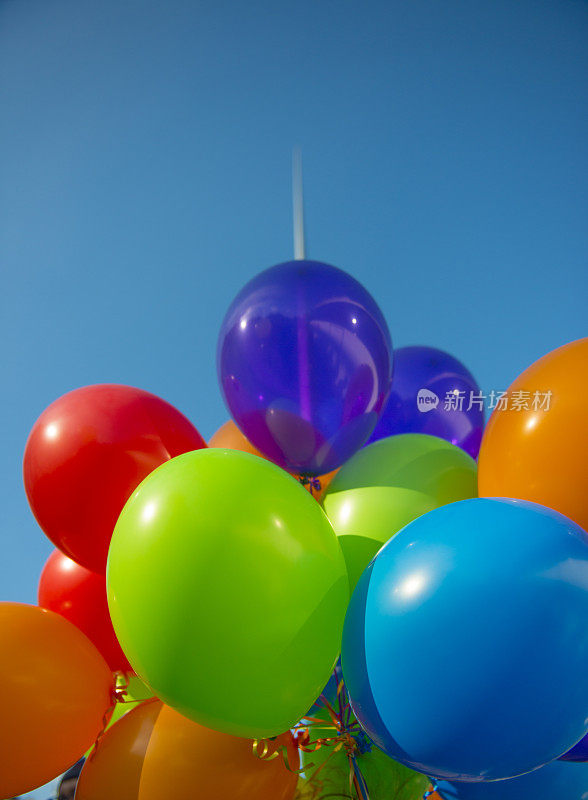 一些气球