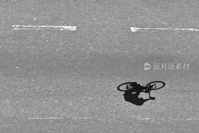 影子骑自行车