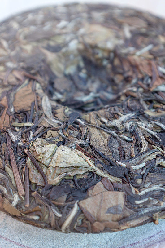 中国寿梅压茶饼。