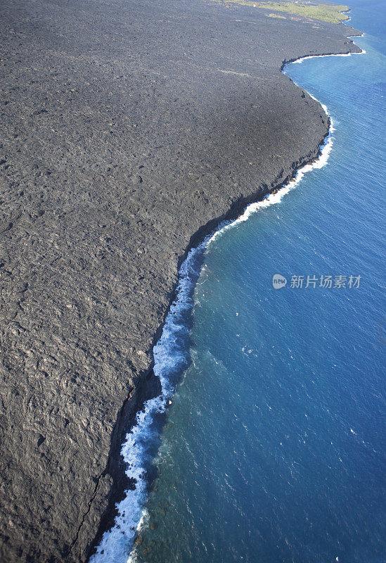 夏威夷海岸线熔岩流与太平洋