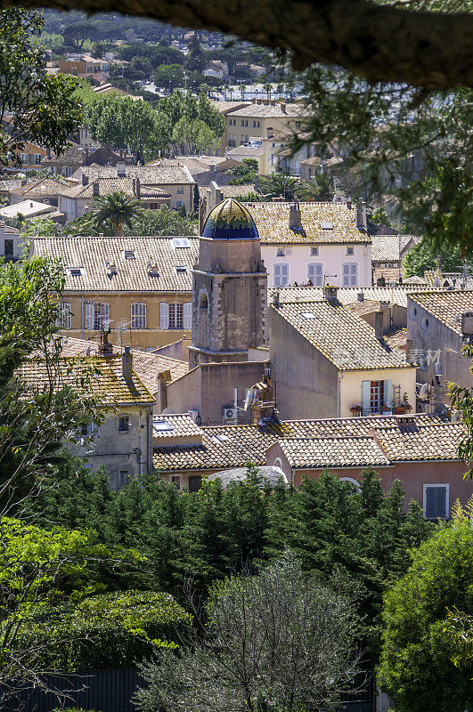 法国圣特罗佩的屋顶