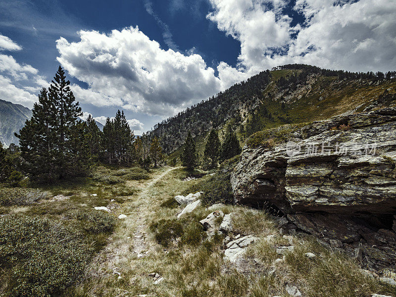 山间小路