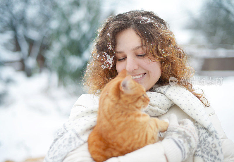 猫的女孩