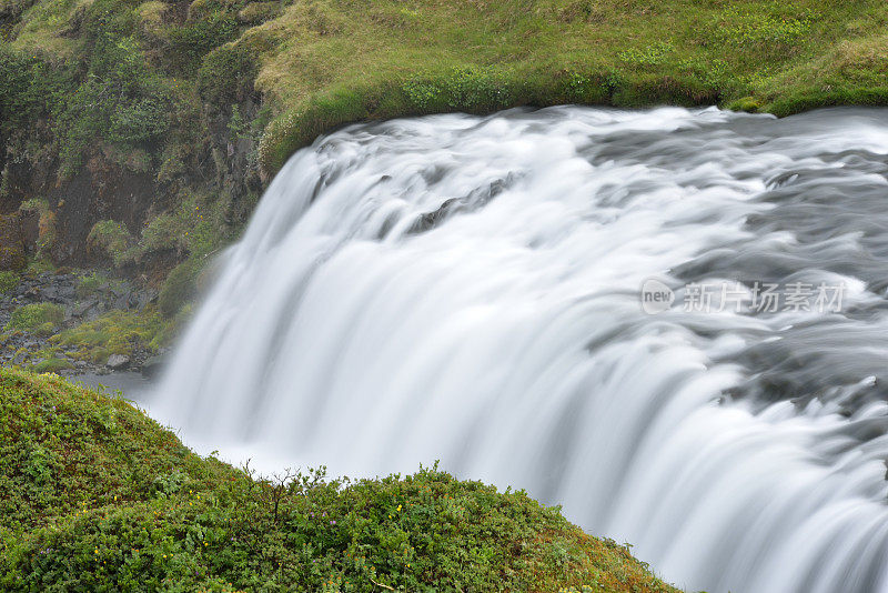 在冰岛Skogafoss