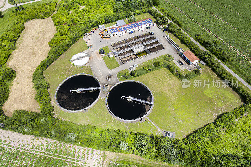 污水处理厂-污水净化，鸟瞰图