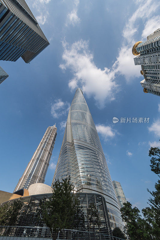 上海金融区的摩天大楼