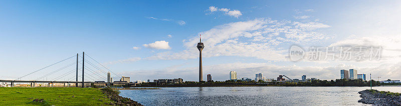 天际线Düsseldorf在德国-全景