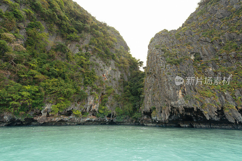 崎岖的喀斯特山区热带香港群岛泰国