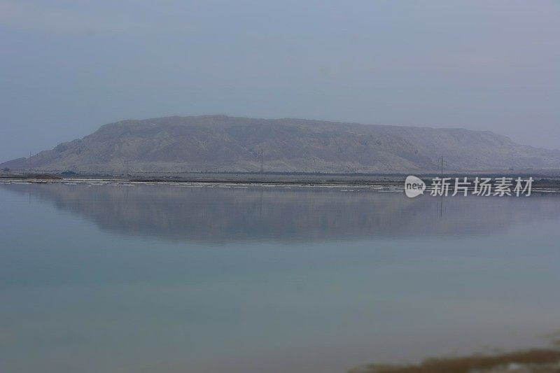 单调的背景死海，以色列