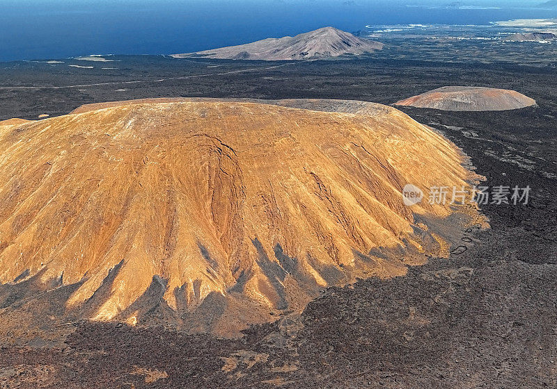 加那利群岛兰萨罗特提曼法亚国家公园的布兰卡火山口