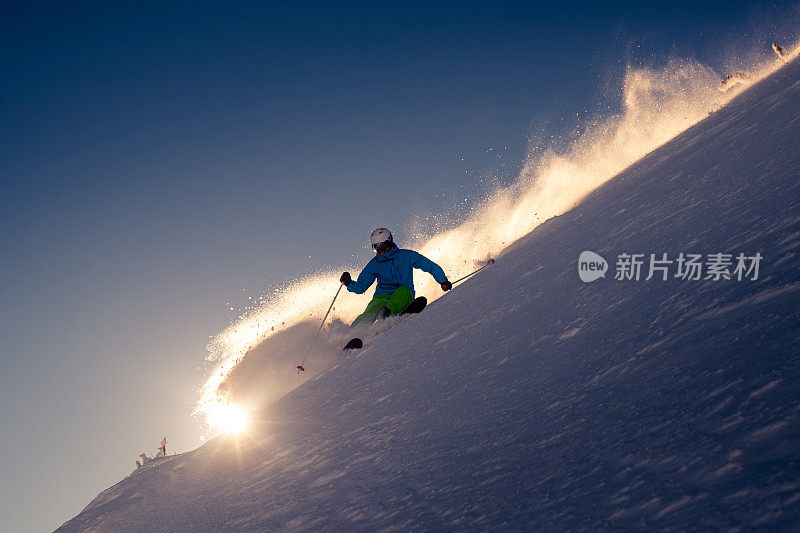 粉滑雪