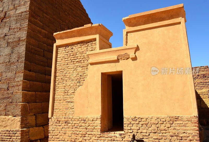 梅罗金字塔-南公墓-阿曼尼洛国王的王后墓-撒哈拉沙漠中的努比亚坟墓-联合国教科文组织世界遗产，苏丹贝格拉维亚