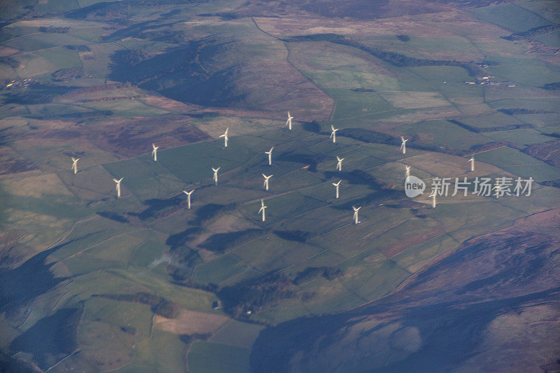 英国爱丁堡高地的风车发电场