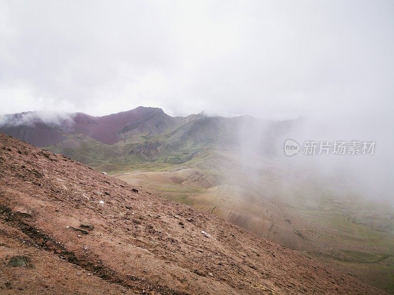 彩虹山