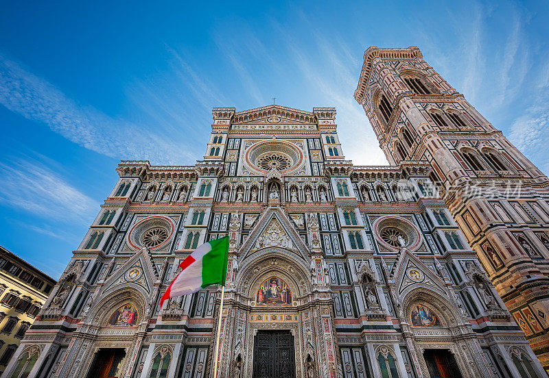 佛罗伦萨大教堂和乔托美丽的钟楼，意大利