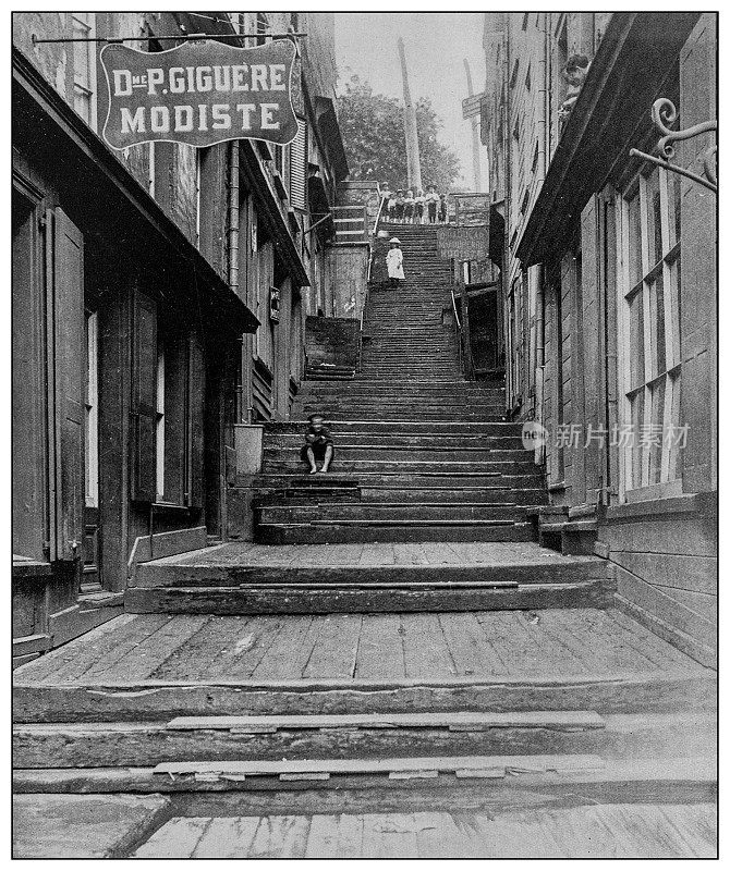 古董黑白照片:危险的台阶，魁北克，加拿大