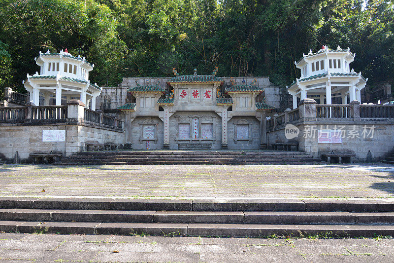 港岛湾仔赛马场消防纪念碑