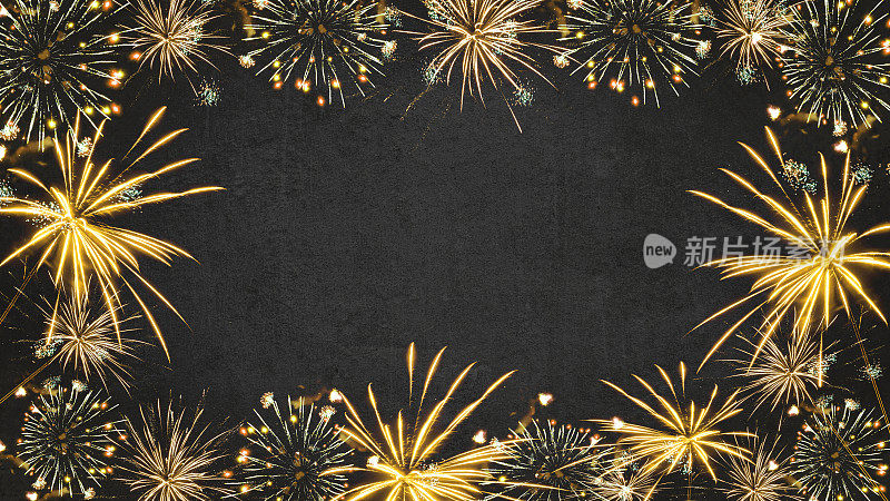 2023年新年快乐-喜庆的银色除夕晚会背景贺卡-金色的烟花在漆黑的夜晚