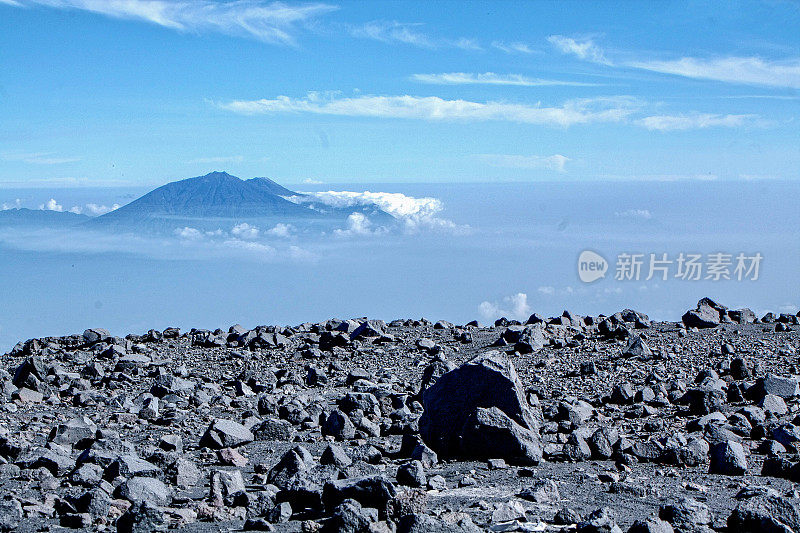 塞默如山全景图