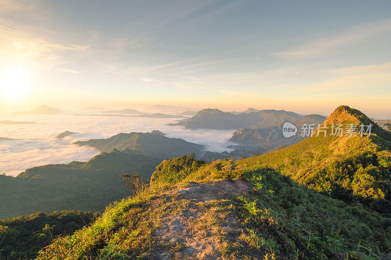 清莱和清迈自然景观，泰国北部日出美景