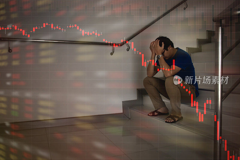 亚洲商人因经济危机而受到股市崩盘的压力和失败的趋势。红色股价走势图以投资亏损崩盘为经营理念。