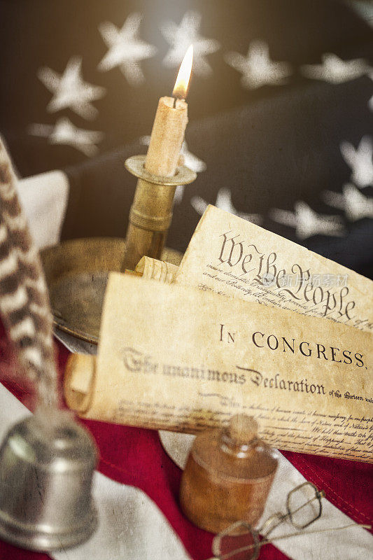 《独立宣言》和美国宪法反对贝琪·罗斯美国国旗