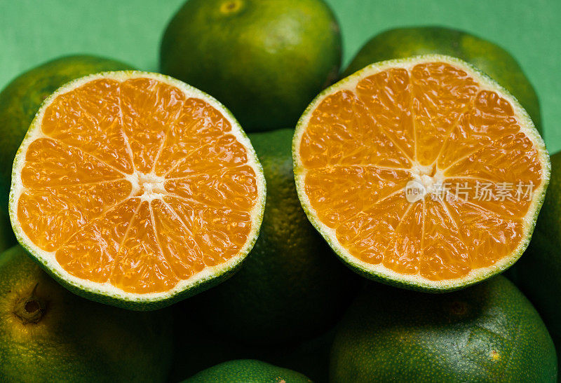 新鲜的橘子，水果或橘子