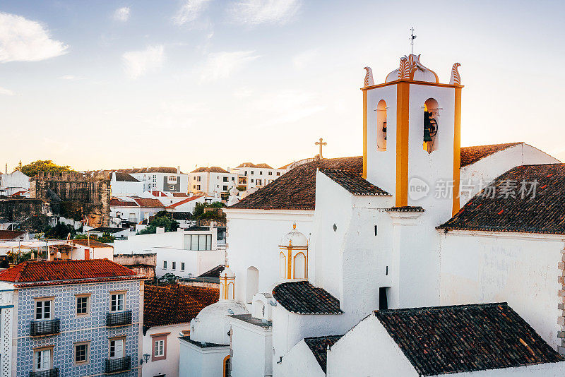 葡萄牙塔维拉的教堂