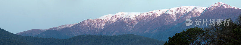 博公山全景