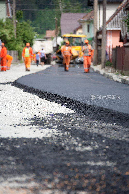 沥青铺路