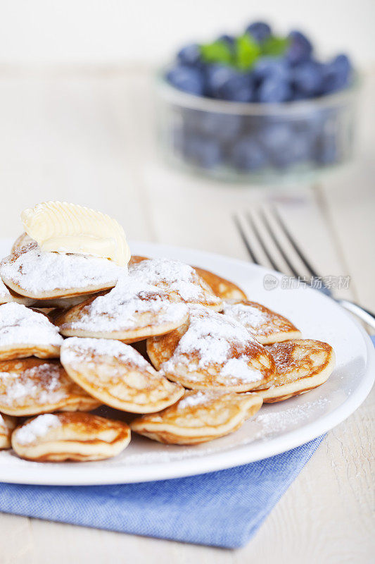 荷兰食物:“Poffertjes”或小煎饼