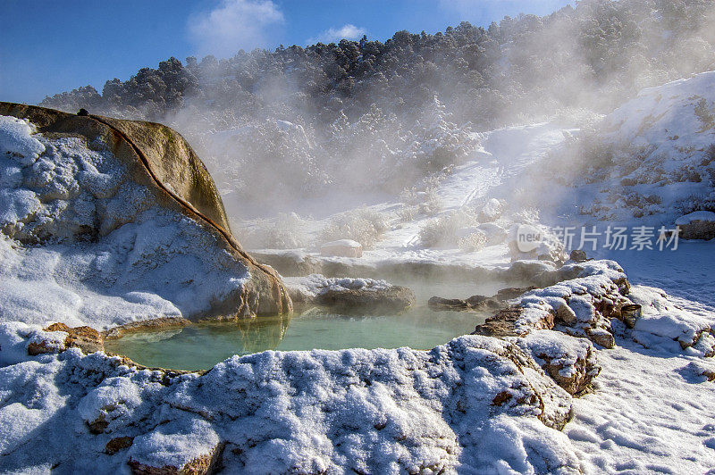 热水雪