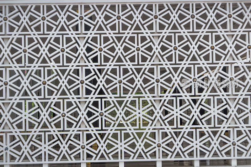 阿拉伯式花纹瓷砖
