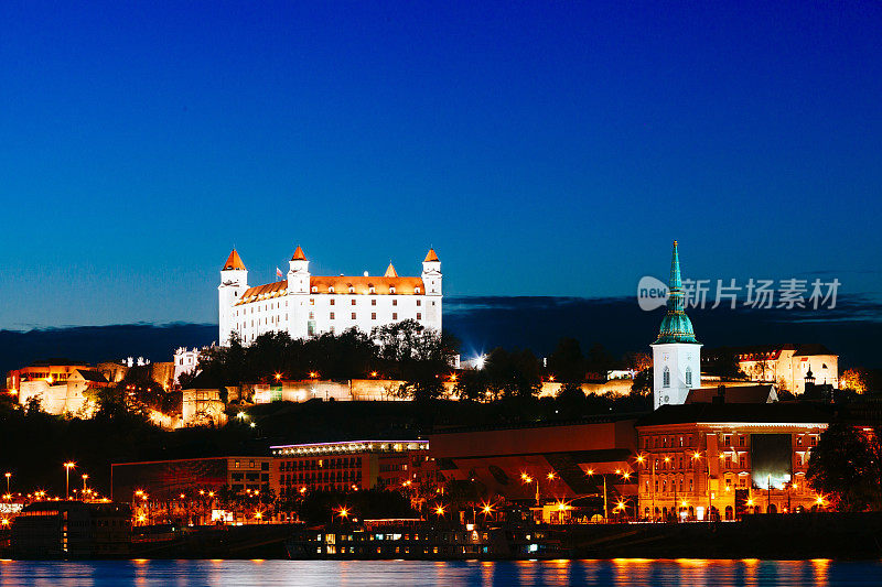 欧洲，斯洛伐克，多瑙河上的布拉迪斯拉发城堡