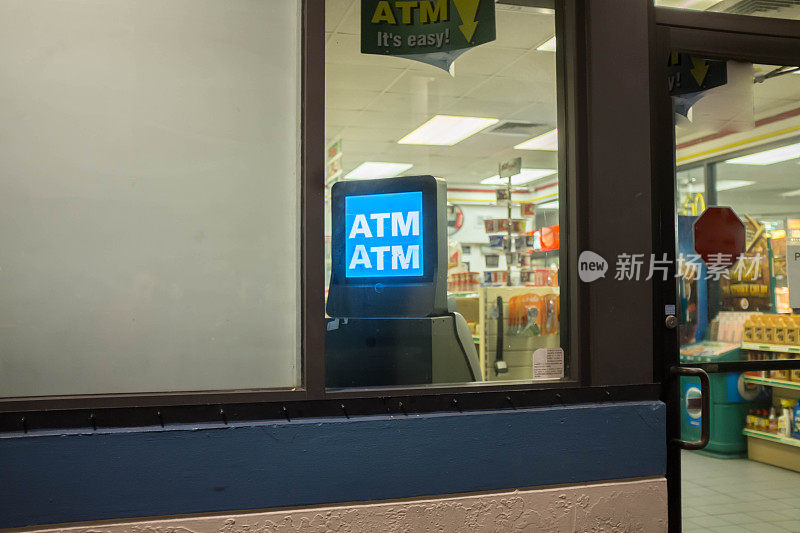 商店橱窗内ATM机加工