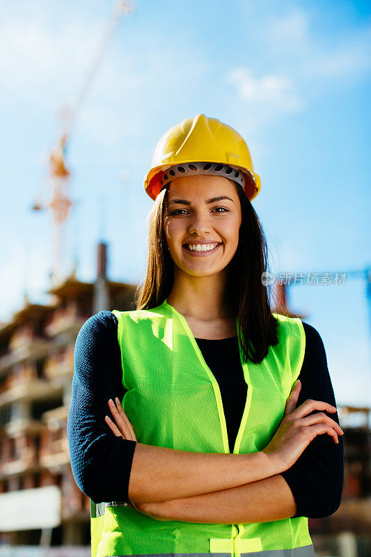 建筑工地的女建筑师