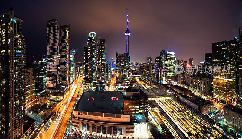 多伦多市中心的夜景