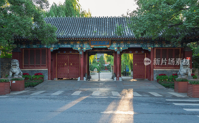 北京大学的正门